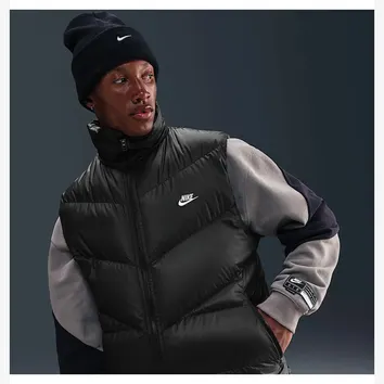 Жилет Nike Windrunner Black HV1480-010