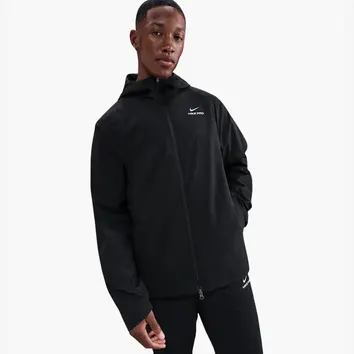 Вітровка Nike
