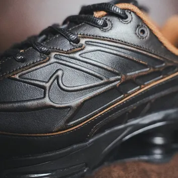 Кросівки Чоловічі Nike Shox Ride 2 Premium Black/Light British Tan HV4447-010