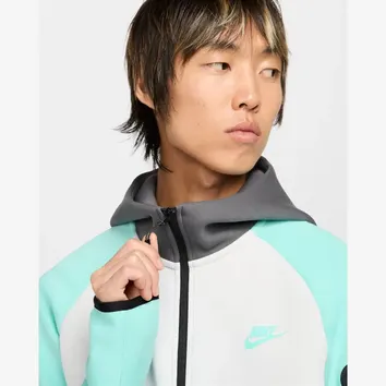 Кофта Чоловіча Nike Tech Full-Zip Windrunner HV6512-068