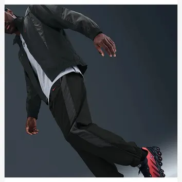 Штаны Мужские Nike TN Pants Black/Red HV6517-011