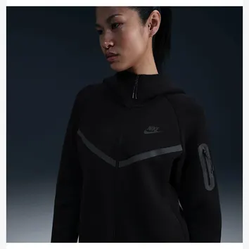 Костюм Nike