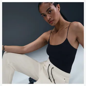 Легінси Жіночі Nike Tech Fleece HV6779-133