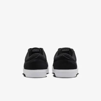 Кросівки Чоловічі Nike Charge Suede Black IB2750-001