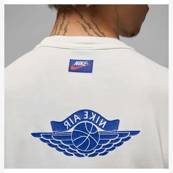 Футболка Чоловіча Jordan Tee White Blue Logo IB3130-133