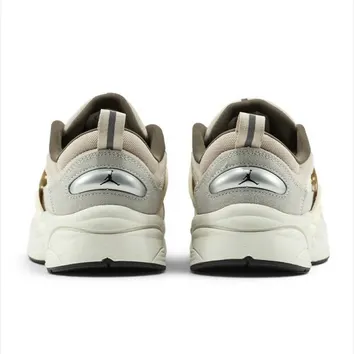 Кроссовки Мужские Jordan Trunner O/S White IB3722-101