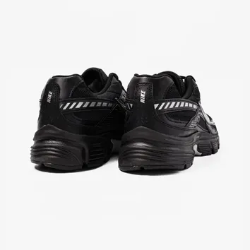 Кросівки Чоловічі Nike Initiator Black/Black/Dark Smoke Grey/Metallic Silver IB4595-001