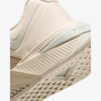 Кросівки Жіночі Nike Metcon 10 SE IB6544-100