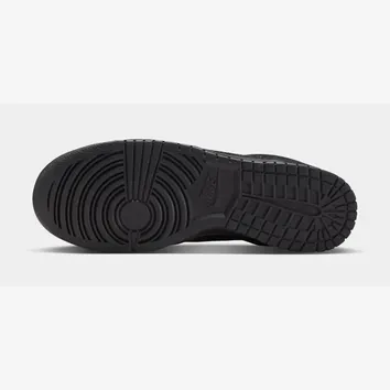Кросівки Чоловічі Nike Dunk Low SE Triple Black IB6651-001