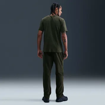 Штани Чоловічі Nike Air Max Men's Woven Cargo Trousers Cargo Khaki/Cargo Khaki/Black if0020-368