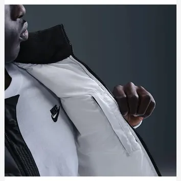 Безрукавки Nike