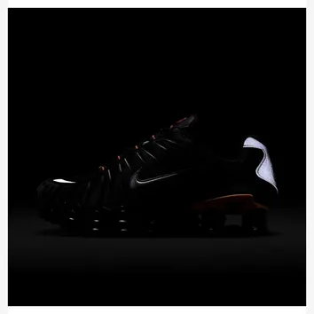 Кросівки Nike Shox TL Black Varsity Maize IF7119-001