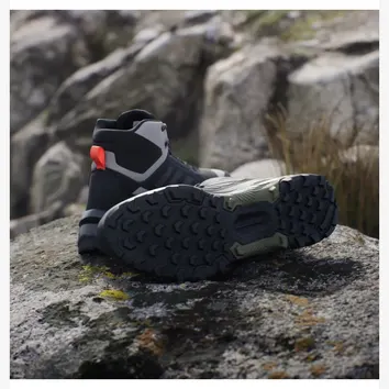 Ботинки Мужские Adidas Eastrail 2.0 Mid Rain.Rdy Black IG8858