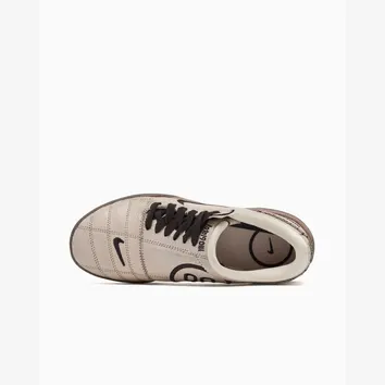 Кросівки Чоловічі Nike Total 90 III Pearl White/Gum Dark Brown IH2090-200