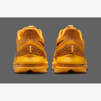 Кросівки Чоловічі Nike Pegasus Premium orange IH3256-700