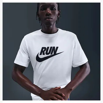 Футболка Чоловіча Nike Dri-FIT Swoosh Men's Running T-Shirt White IH4238-100