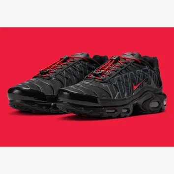 Кросівки Чоловічі Nike Air Max Plus IH4459-001
