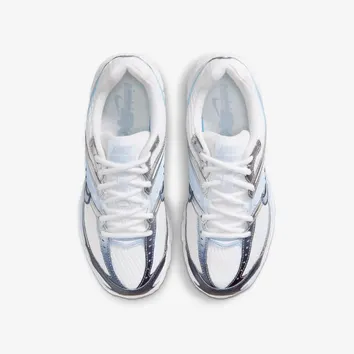 Кросівки Жіночі Nike Air Max Moto 2K IH7803-100
