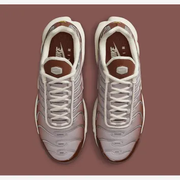 Air Max Plus W