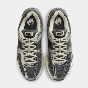 Кросівки Чоловічі Nike Zoom Vomero 5 Black/Metallic IM3486-001