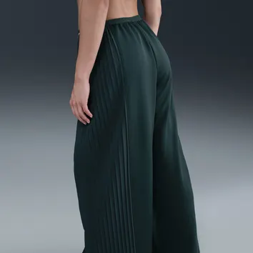 Штани Чоловічі Nike Pants Loose Green IM7459-390