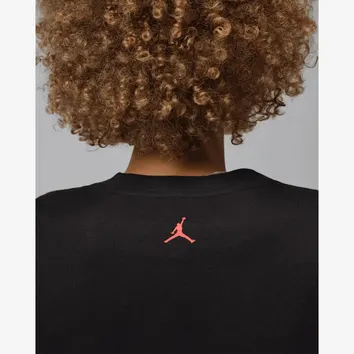 Футболка Женская Jordan Sport Heritage Dri-FIT Graphic IO8722-010