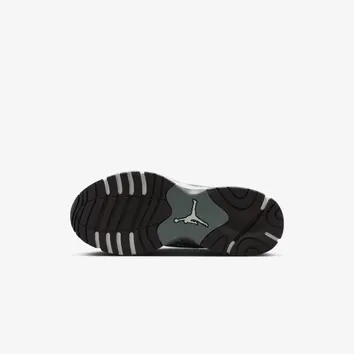 Кросівки Жіночі Air Jordan Trunner Flow Black IQ7693-001