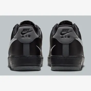 Кроссовки Мужские Nike Air Force 1 07 Lv8 Black/Metallic IR1475-010