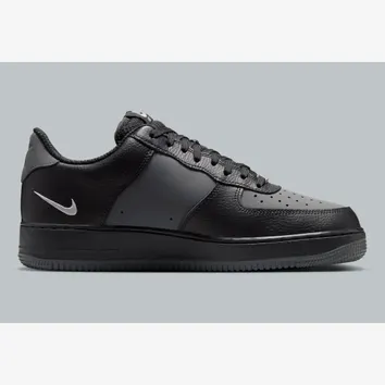 Кроссовки Мужские Nike Air Force 1 07 Lv8 Black/Metallic IR1475-010