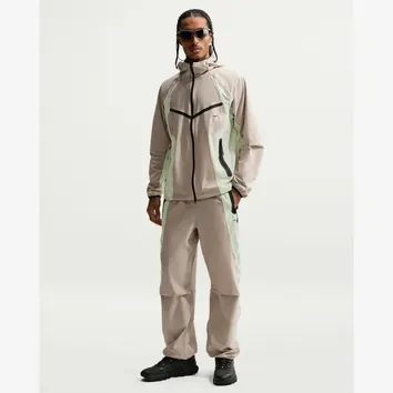 Штани Чоловічі Nike Tech Dri-FIT Woven IU7502-236