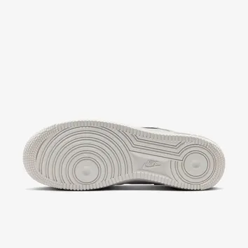Кросівки Жіночі Nike Air Force 1 Low Phantom IU7558-030