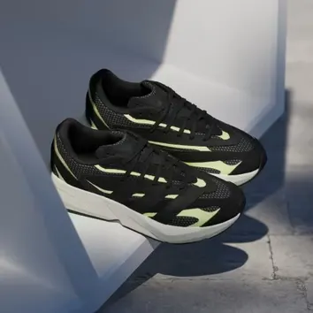Кросівки Чоловічі adidas Lightblaze Core Black/Hi-Res Yellow JH6945