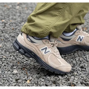 Кросівки Чоловічі New Balance 2002R Driftwood M2002REG
