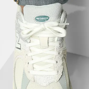 Кросівки Чоловічі New Balance 2002R Beige Grey M2002REK