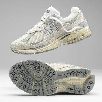 Кросівки Чоловічі New Balance 2002R Beige Grey M2002REK