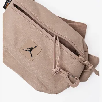 Сумка Jordan Crossbody Bag 2L Beige MA0901-XA3