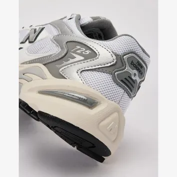 Кросівки Чоловічі New Balance 725V1 Metallic Silver Slate Grey ML725CD