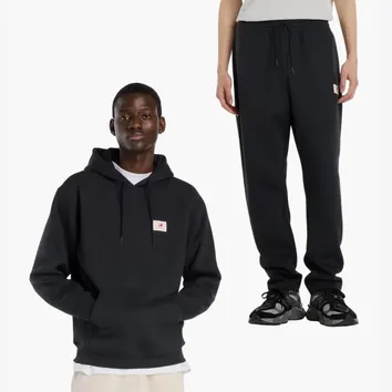 New Balance Label Black