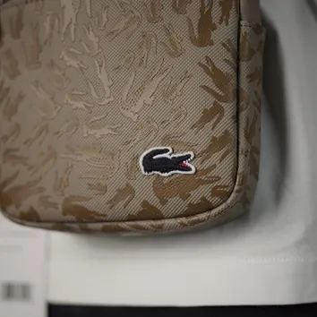 Сумка Lacoste Vertical Camera Bag Beige NH4102-C87