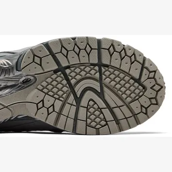 Кросівки Чоловічі New Balance 2002R Protection Pack GORE-TEX U200227R