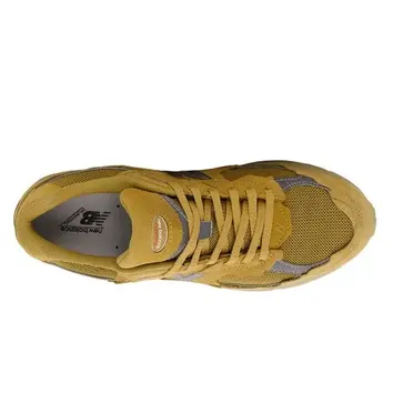 Кросівки Чоловічі New Balance 2002R Gore-tex U20027OI