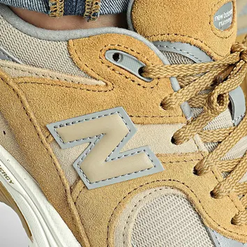 Кросівки Чоловічі New Balance 2002R Great Plains Incense U2002RCE