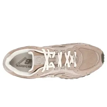 Кросівки Жіночі New Balance 204L Brown U204LMMA