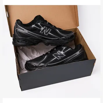Кросівки Чоловічі New Balance 740 Black U740BM2