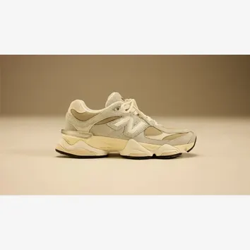Кросівки Жіночі New Balance 9060 Grey U9060440