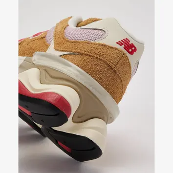Кросівки Чоловічі New Balance 9060 Great Plains/Twilight Haze/True Red U9060GEA