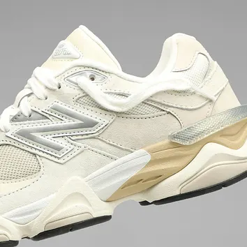 Кросівки Чоловічі New Balance 9060 Sea Salt Moonbeam U9060WHT