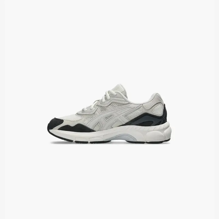 Кросівки Чоловічі Asics GEL-NYC GS Cream/Smoke Grey 1204A175-101