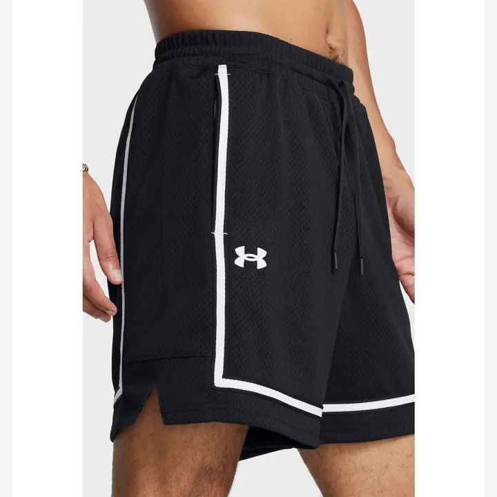Шорти Under Armour Zone Pro 7" Mesh Short Black 1387089-001