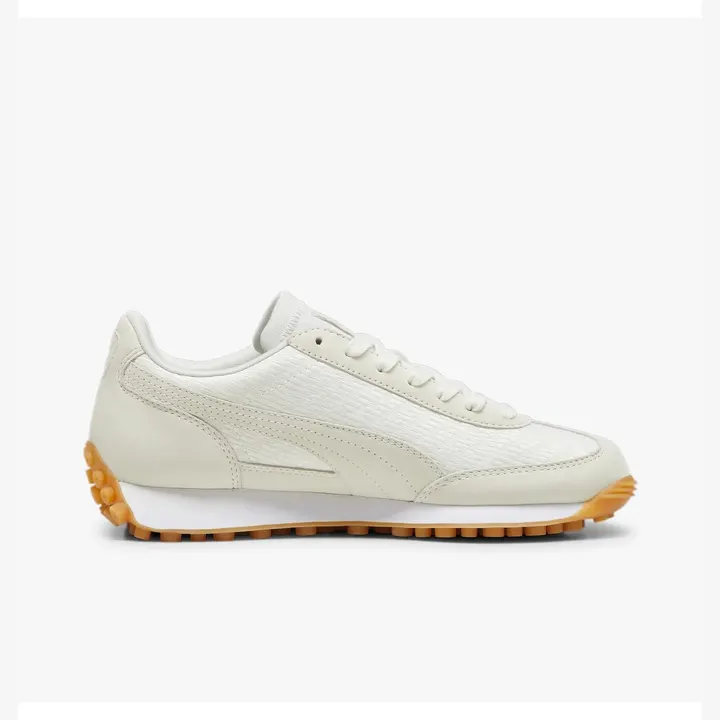 Кросівки Жіночі Puma Easy Rider Weave Beige 399786-01